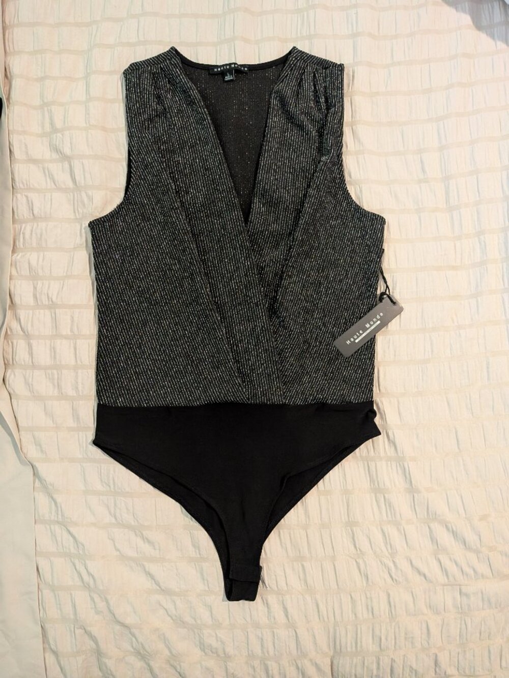 Haute Monde Black & Silver Shimmer Bodysuit – Size Large – New With Tags ✨🖤